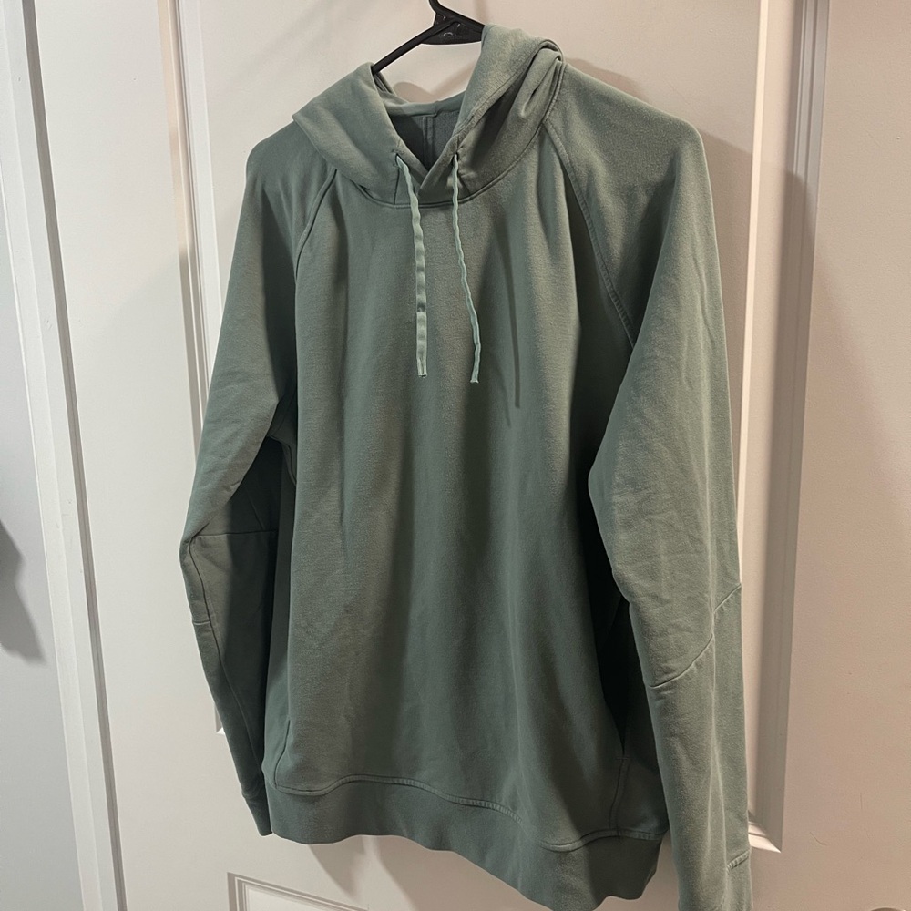 Lululemon Flawed Men's Green Hoodie Size Medium Good Condition